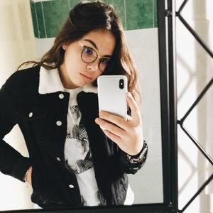 Meet your Posher, Roberta